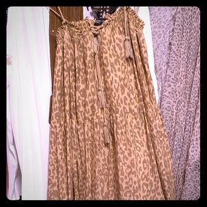 Spell knock off cheetah maxi. Cute & Quality